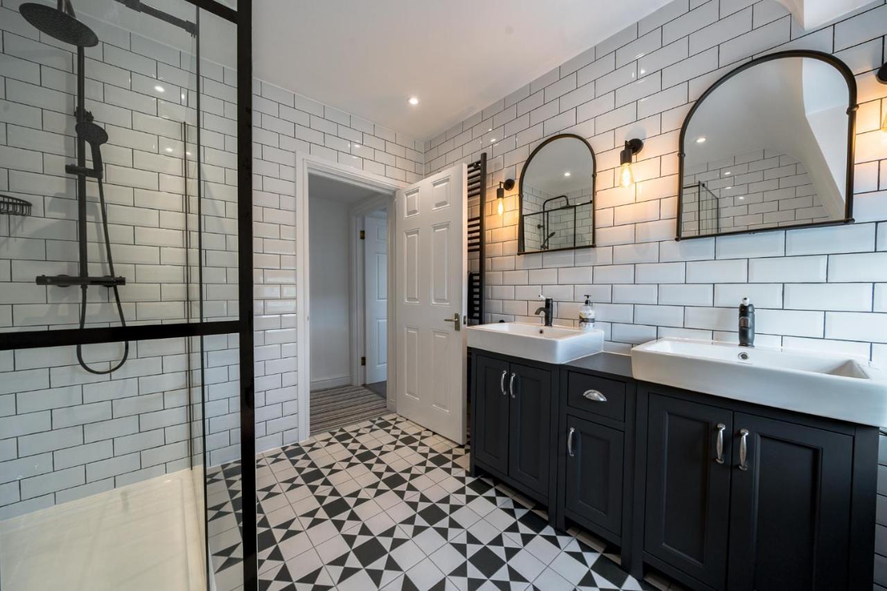 Luxurious Grand 6 Bedroom Home In Bath - Perfect For Groups & Sleeps 12! Dış mekan fotoğraf